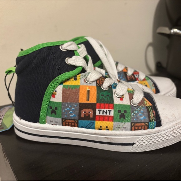 Minecraft boys high top sneakers - Picture 2 of 5